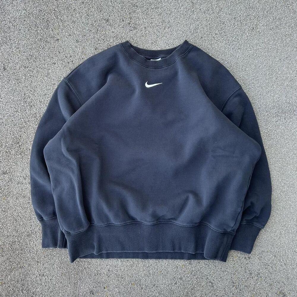 Nike Center Swoosh Black Oversized Boxy Cropped Fit Crewneck Size Large